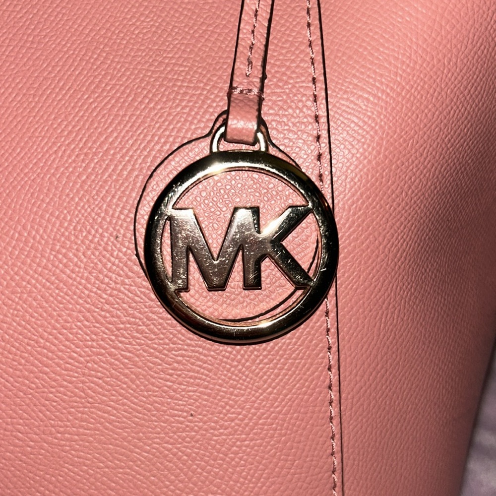 Michael Kors Tote Bag - Picture 7 of 9